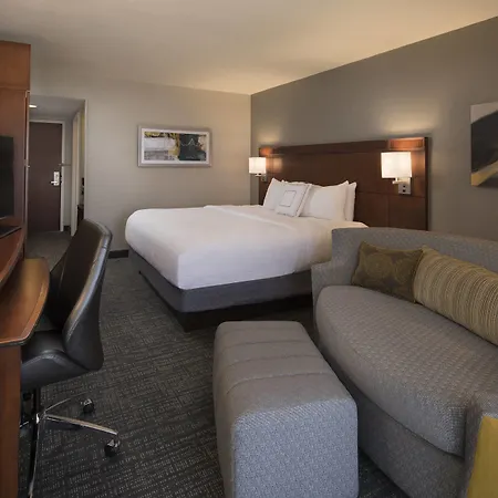 Courtyard By Marriott Boynton Beach-2